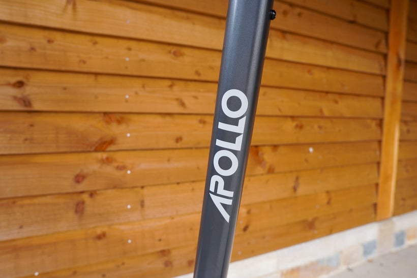 Apollo Air 2022 Graphite Paint and Logo on Stem